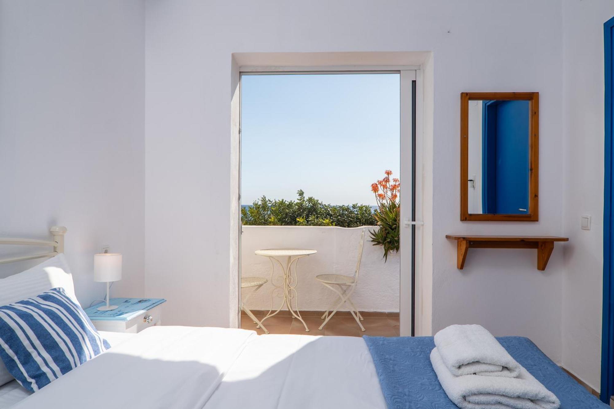 Babis & Popi Rooms And Studios Φραγκοκάστελλο Εξωτερικό φωτογραφία